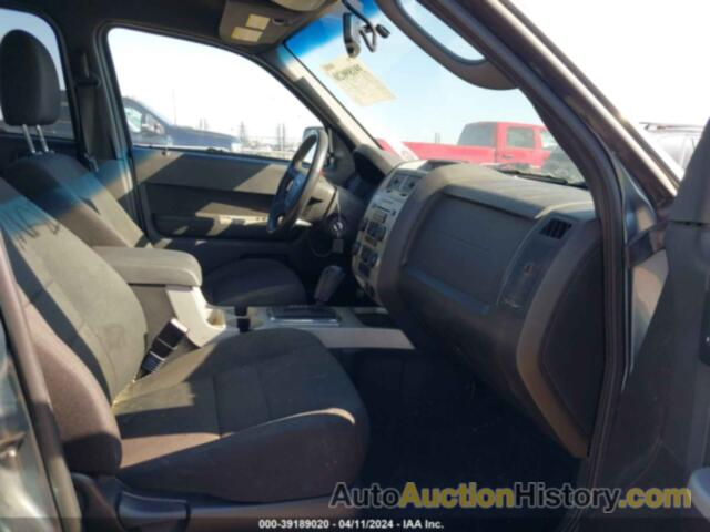 FORD ESCAPE XLT, 1FMCU9D70AKA88403