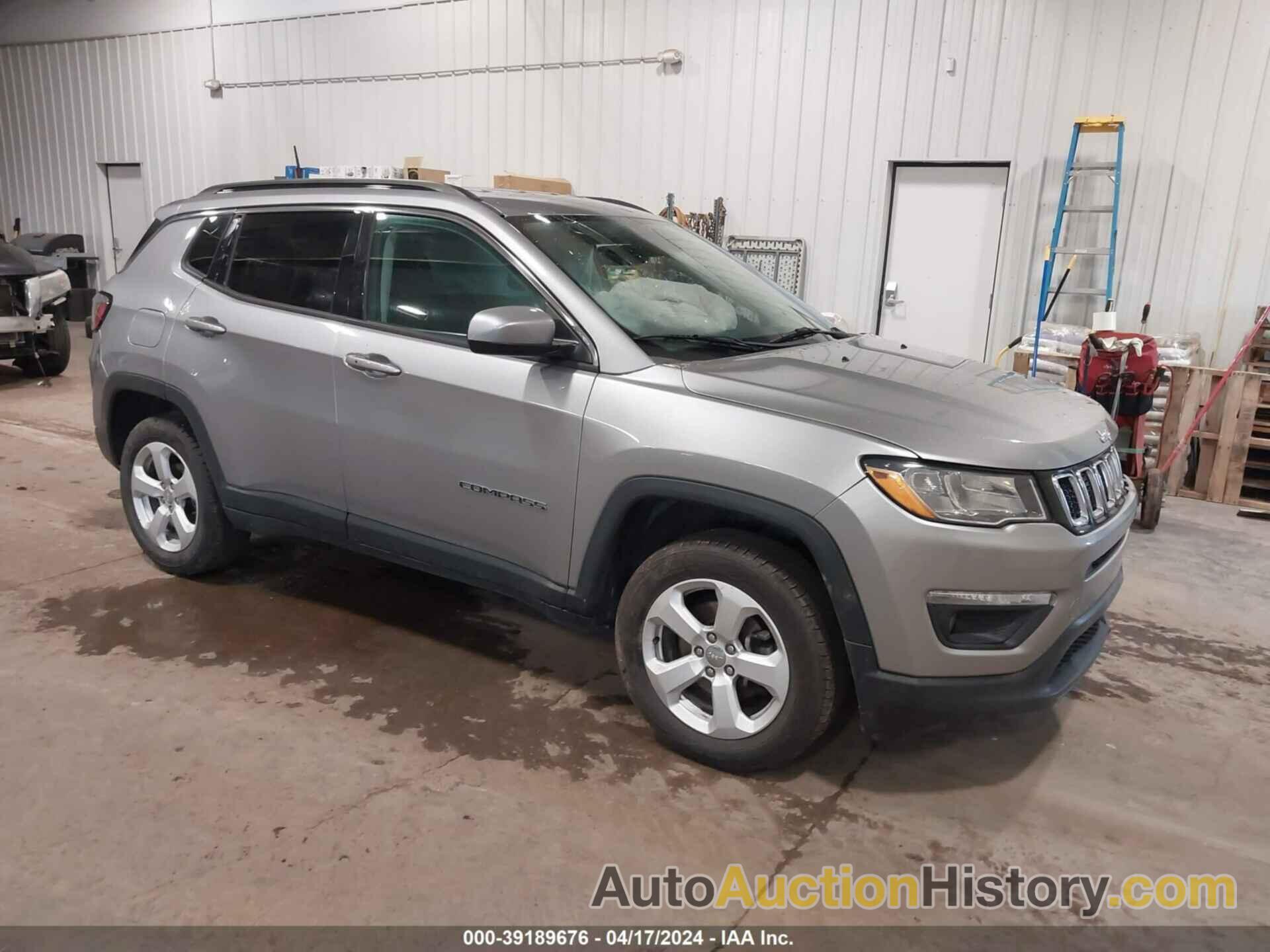 JEEP COMPASS LATITUDE 4X4, 3C4NJDBB3JT192236