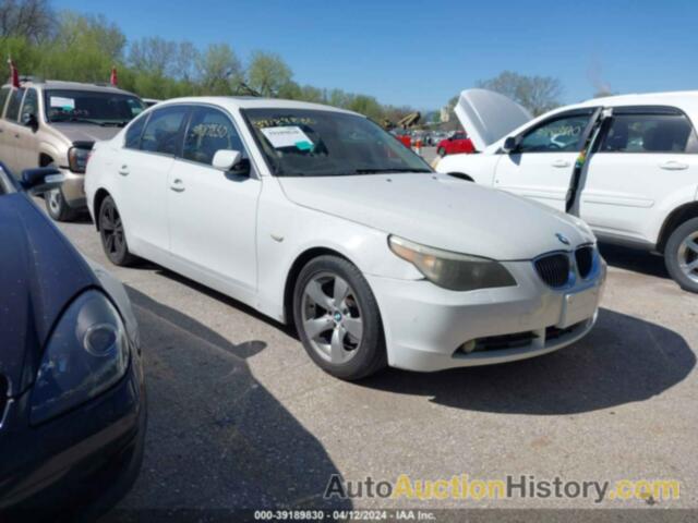 BMW 525I, WBANA53544B854844