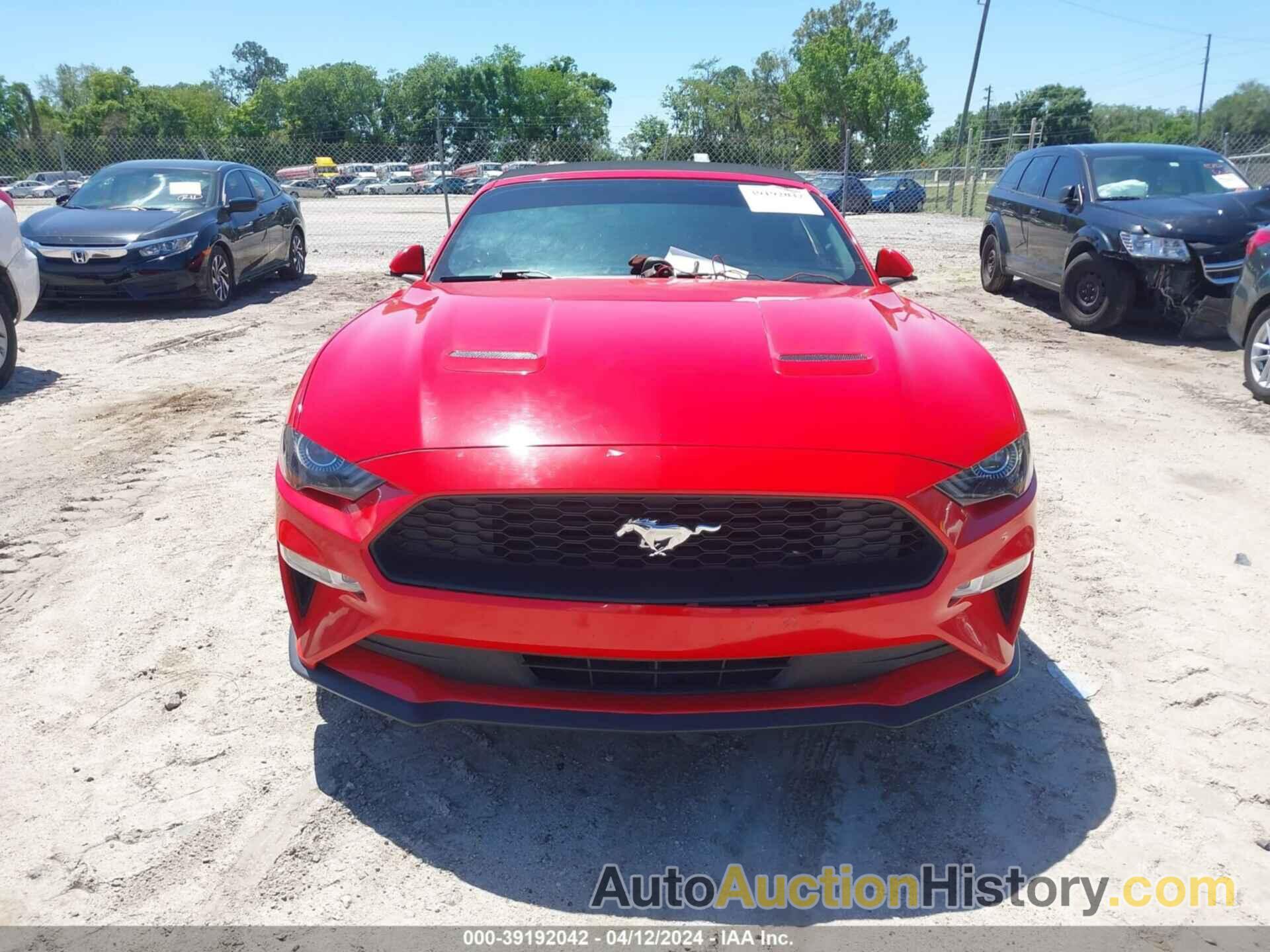 FORD MUSTANG, 1FATP8UHXJ5132569