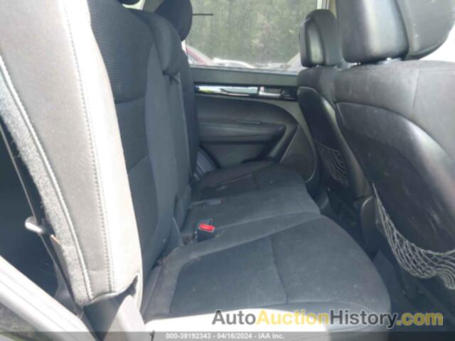 KIA SORENTO LX, 5XYKT4A62EG543121