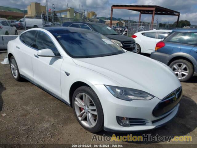 TESLA MODEL S, 5YJSA1H16EFP40444