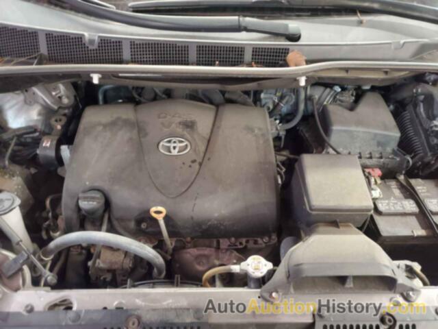 TOYOTA SIENNA, 5TDZZ3DC3KS995778