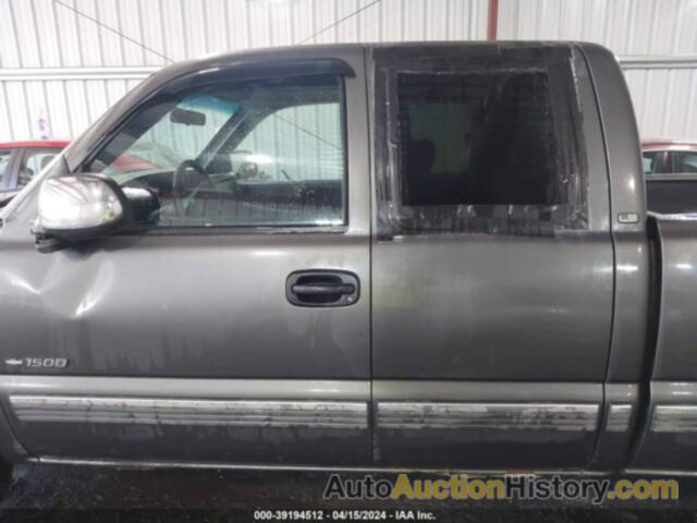 CHEVROLET SILVERADO 1500 LS, 1GCEK19T6YE407791