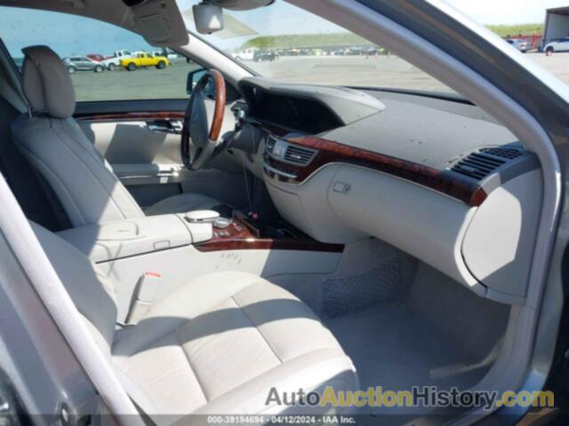 MERCEDES-BENZ S 550, WDDNG7DB3CA462711