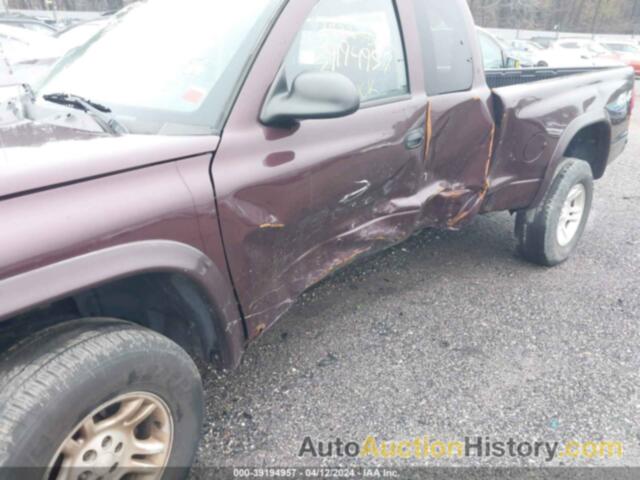 DODGE DAKOTA, 1D7HG12K84S590872