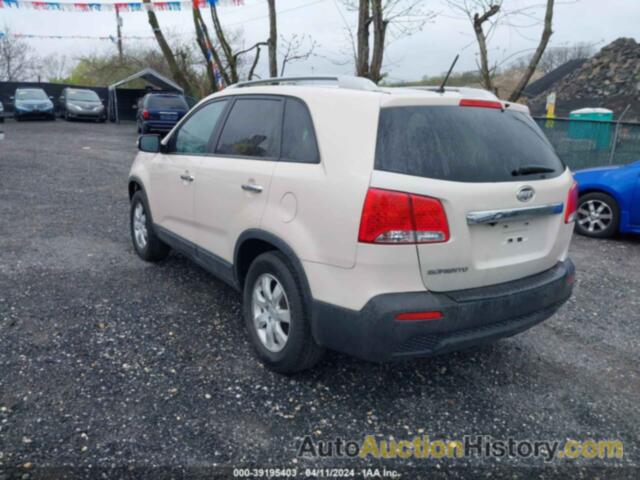 KIA SORENTO LX, 5XYKT3A11BG173984