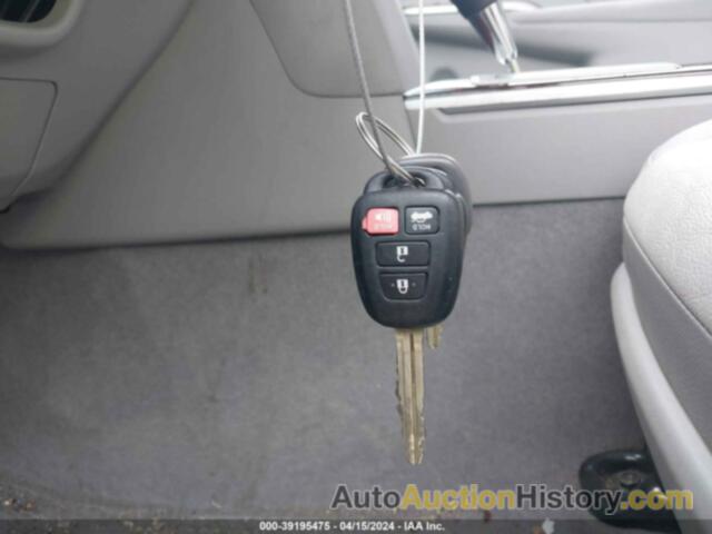 TOYOTA CAMRY XLE, 4T4BF1FK1CR228173