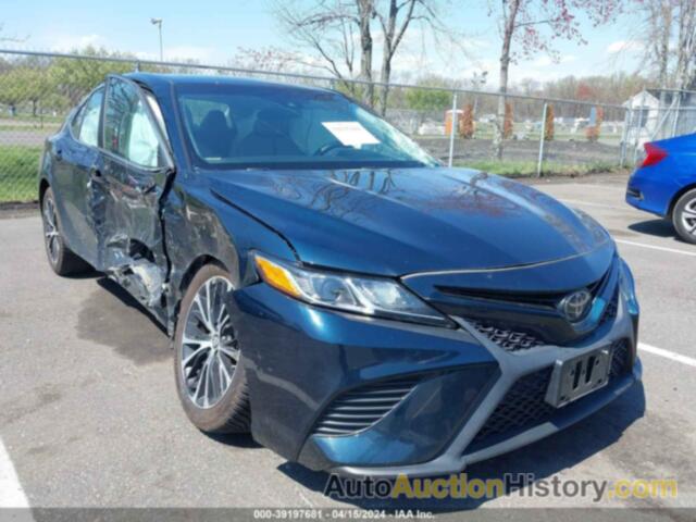 TOYOTA CAMRY SE, 4T1B11HK1JU616992