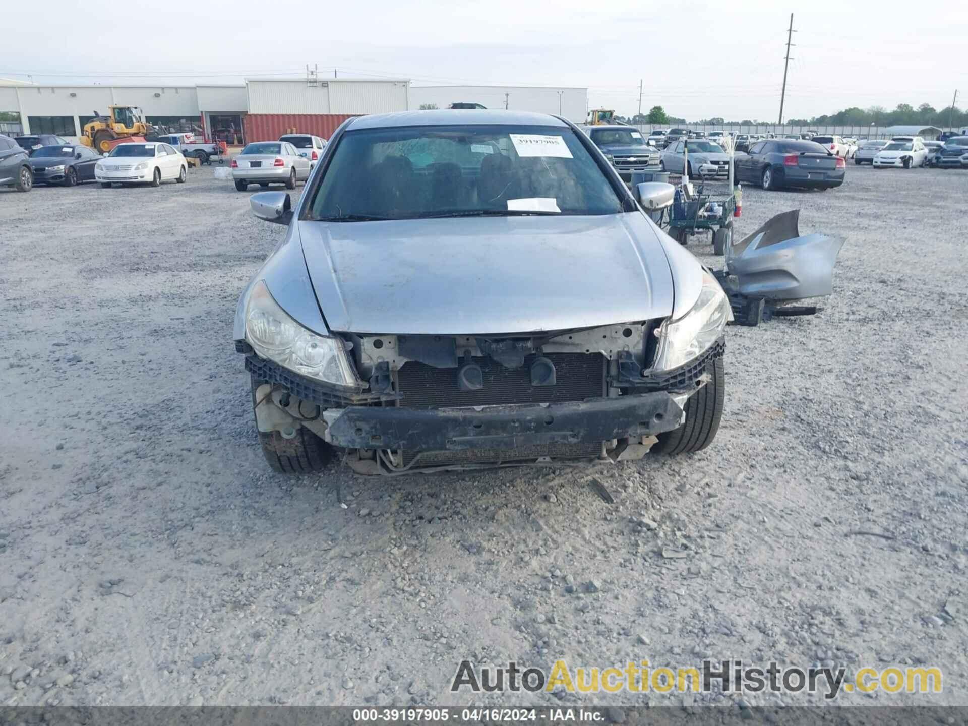 HONDA ACCORD 2.4 SE, 1HGCP2F6XBA152575