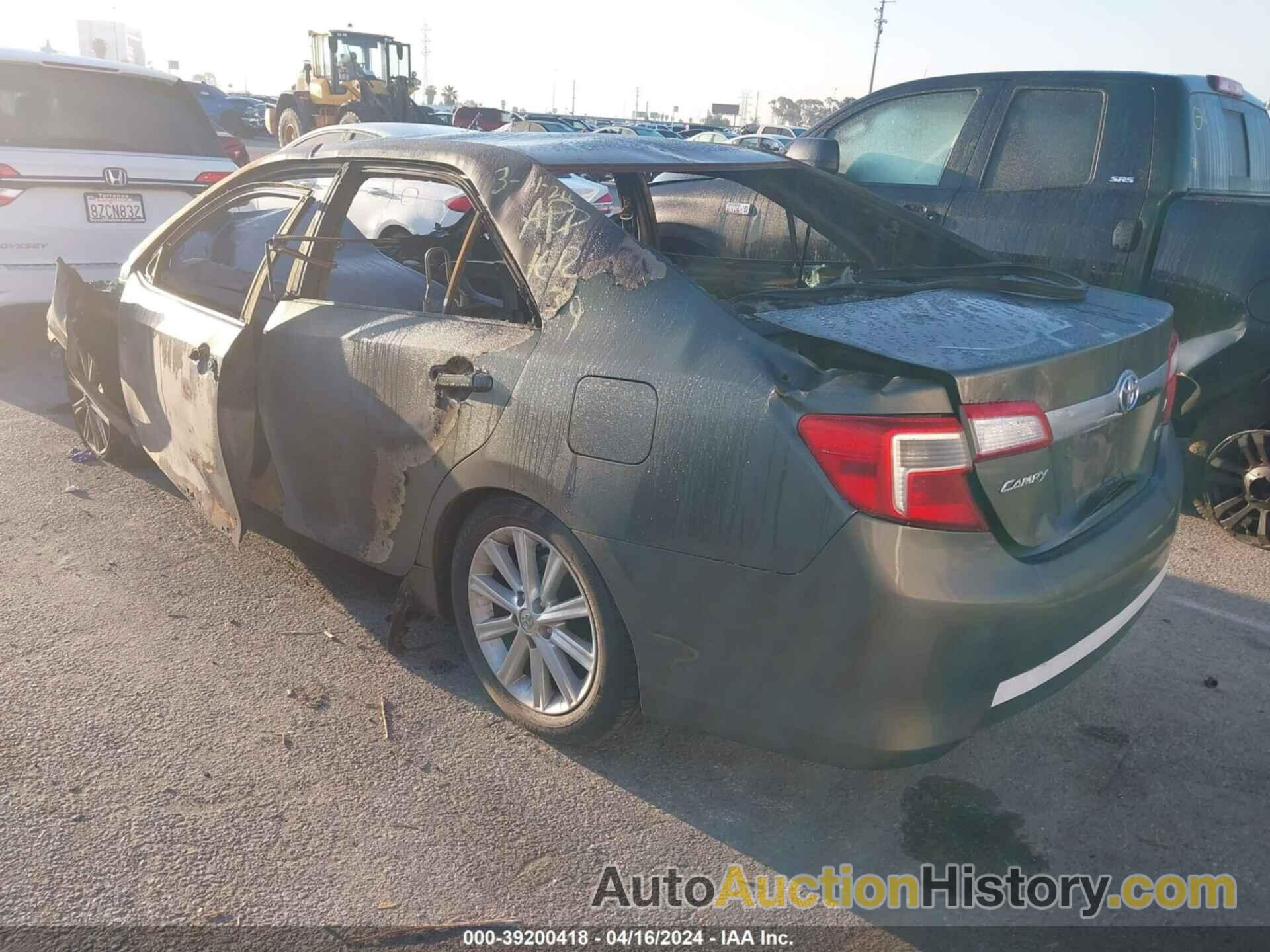 TOYOTA CAMRY HYBRID HYBRID/LE/XLE, 4T1BD1FK1EU117223