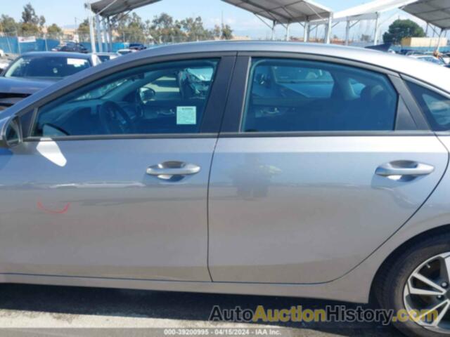 KIA FORTE LXS, 3KPF24AD8PE536841