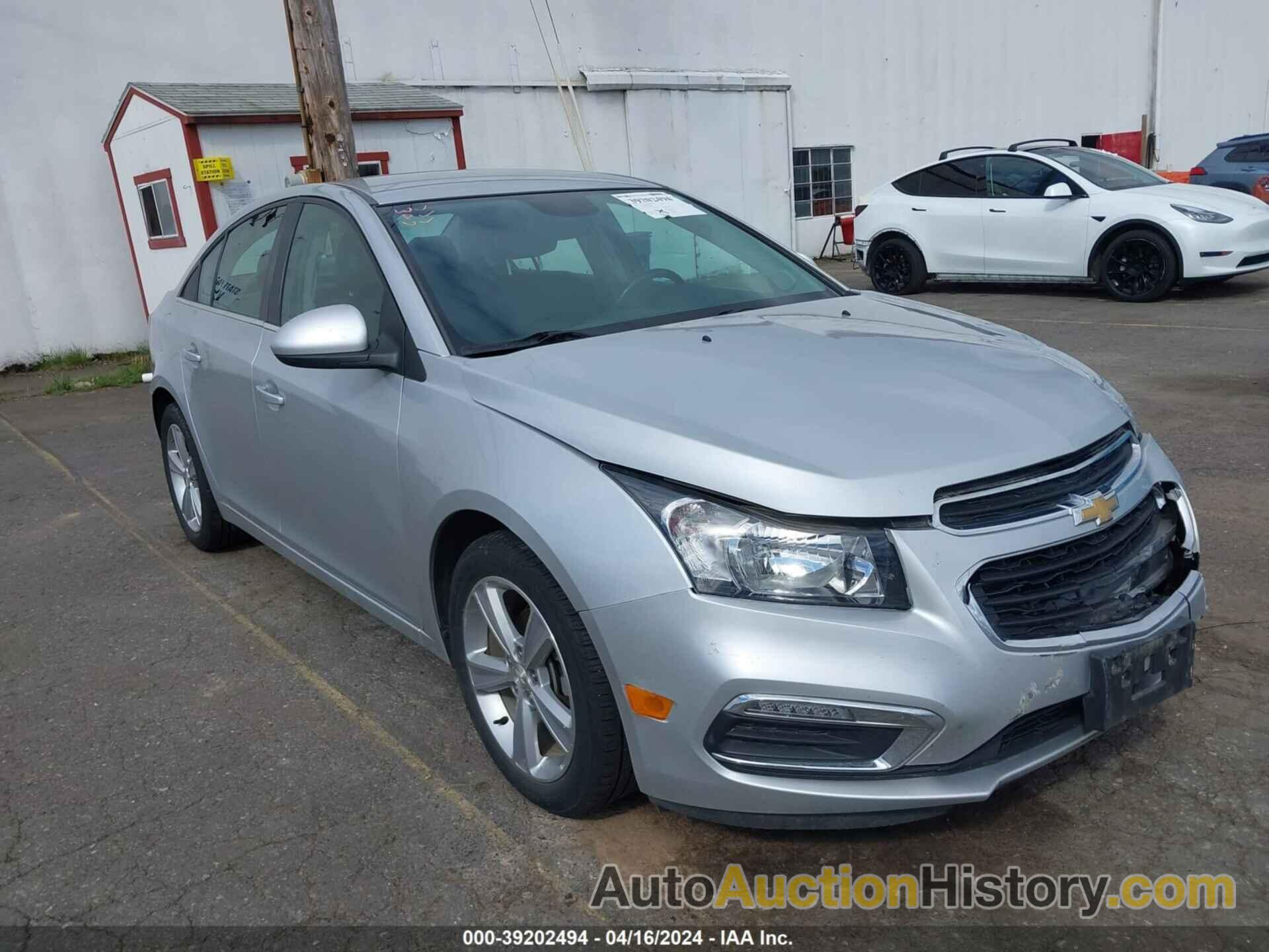 CHEVROLET CRUZE 2LT AUTO, 1G1PE5SB7F7299300