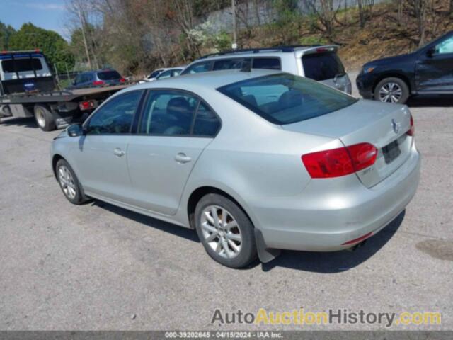 VOLKSWAGEN JETTA 2.5L SE, 3VWDP7AJXCM306649