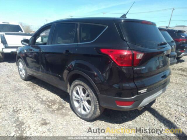 FORD ESCAPE SE, 1FMCU0GD3KUA25735