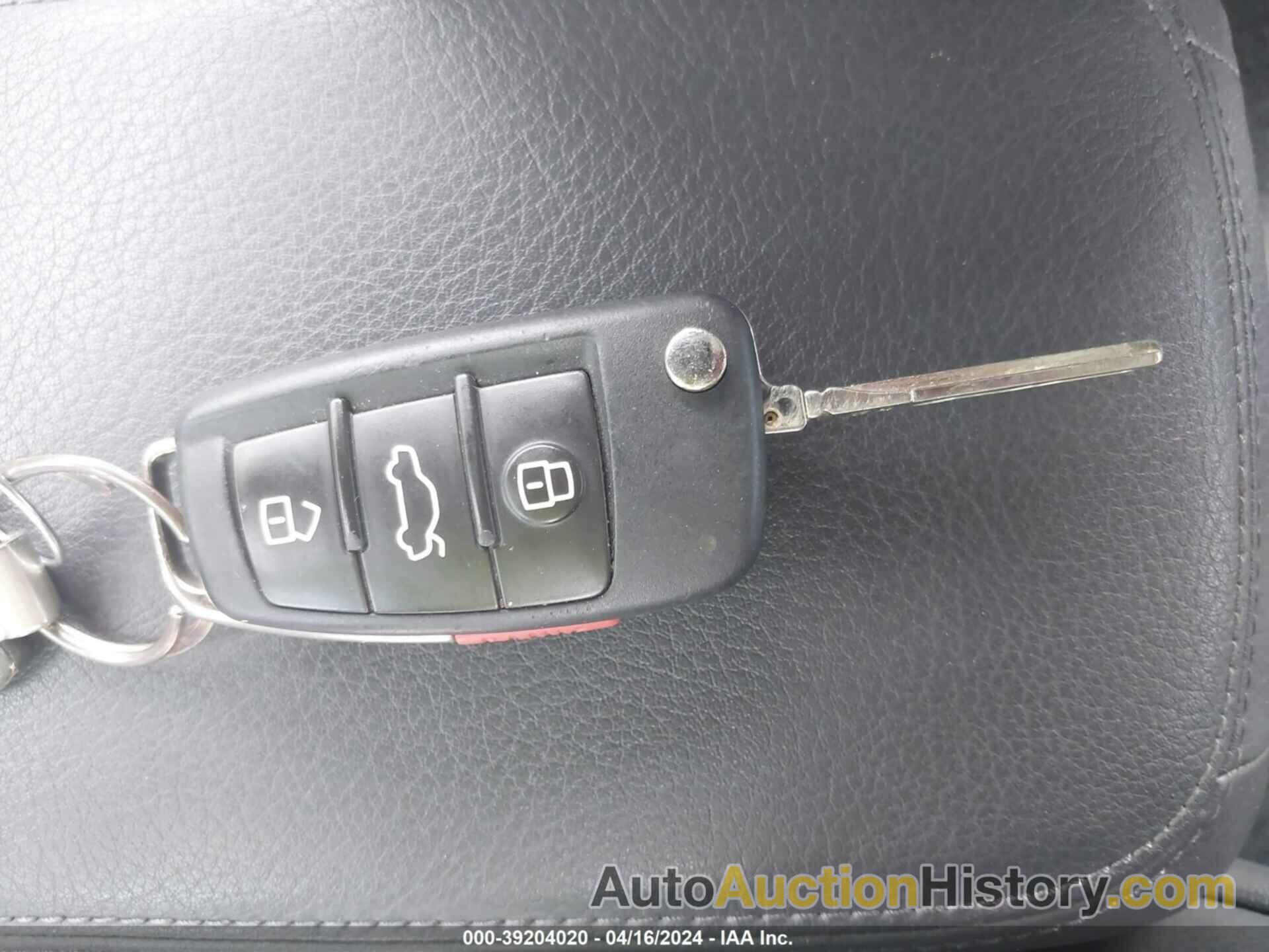 AUDI A3 PREMIUM, WAUAUGFF5H1079262