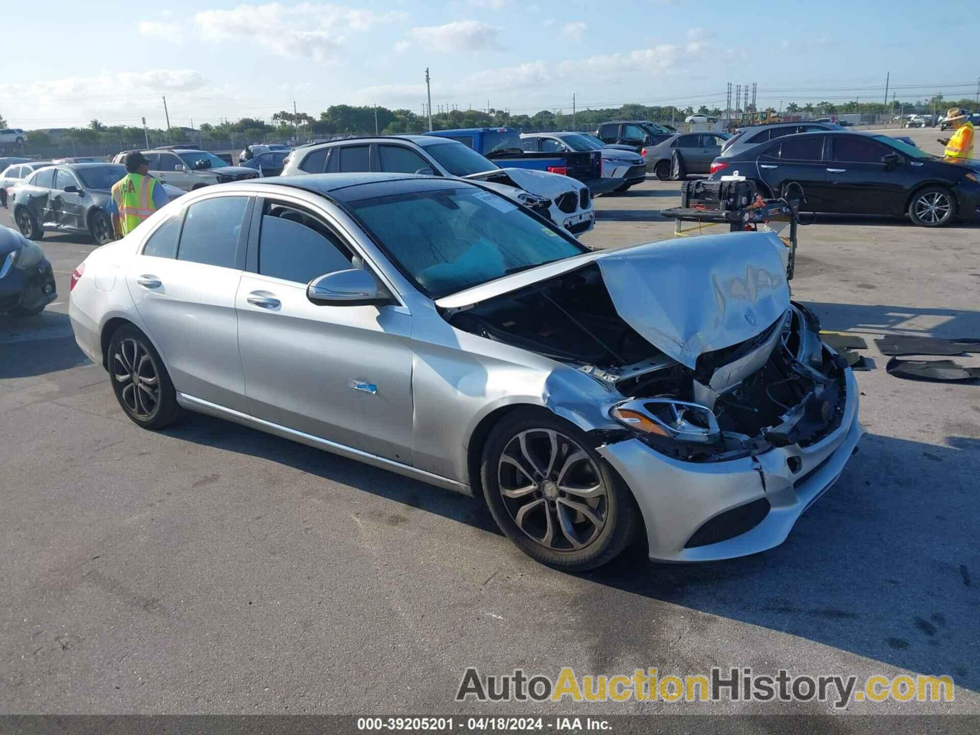 MERCEDES-BENZ C 300, 55SWF4JB3FU045345