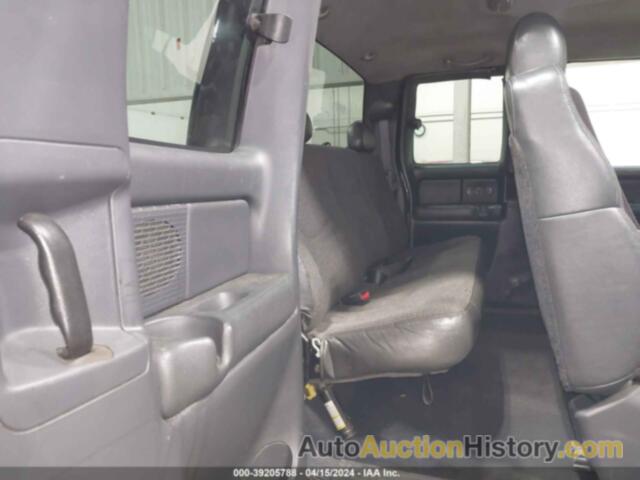 CHEVROLET SILVERADO 1500, 2GCEK19T621301415