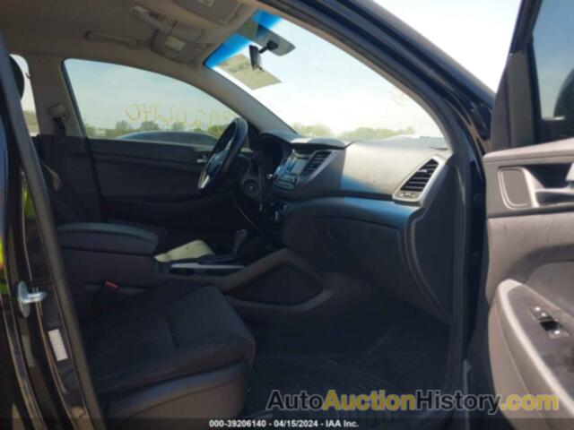 HYUNDAI TUCSON SE, KM8J23A40GU041535