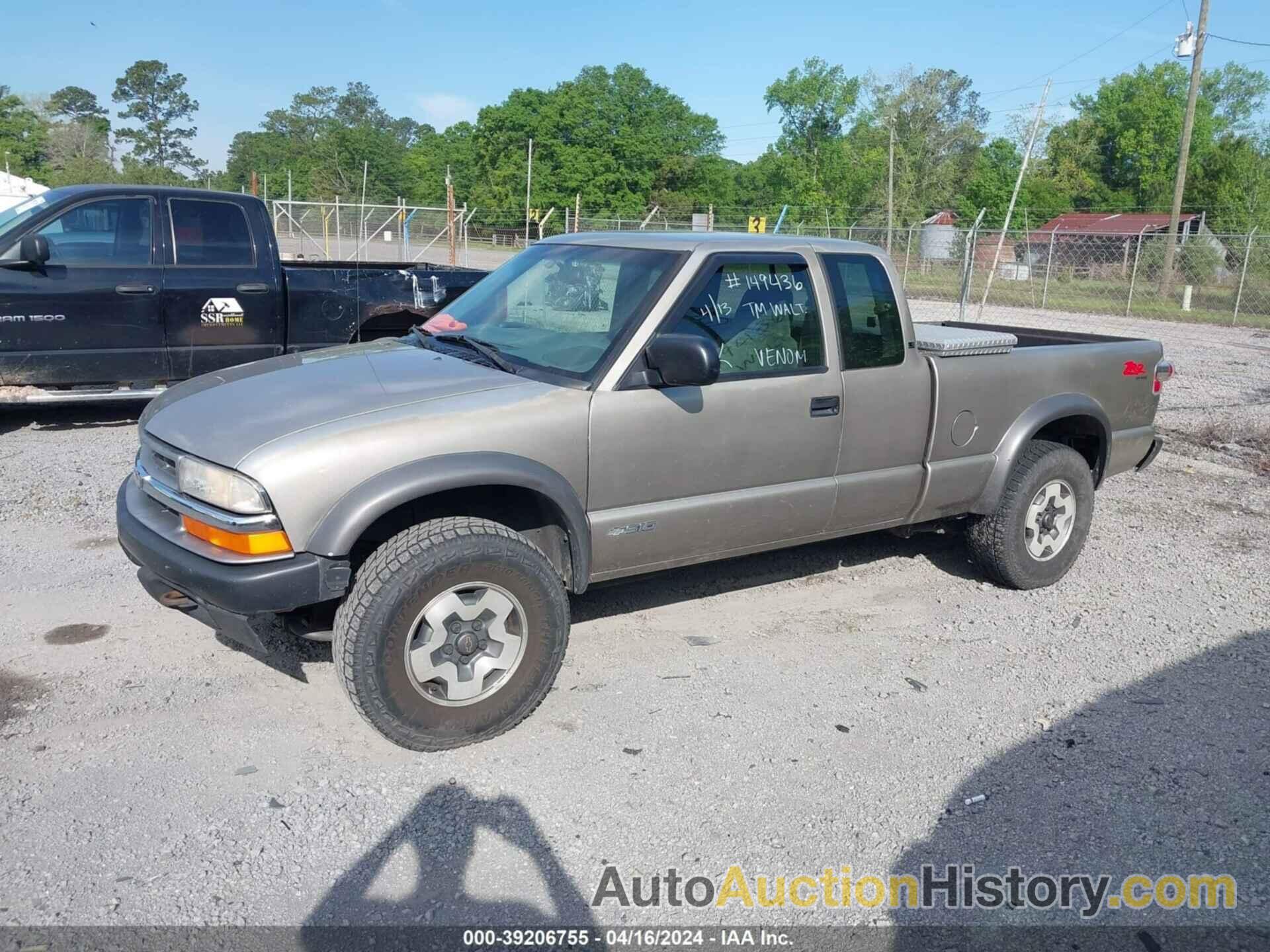 CHEVROLET S-10 LS W/ZR2, 1GCCT19W618149436