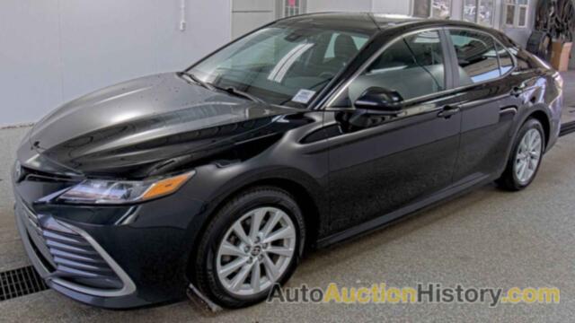 TOYOTA CAMRY LE, 4T1C11BK7MU027382