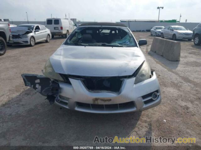 TOYOTA CAMRY SOLARA SLE, 4T1FA38PX8U140843