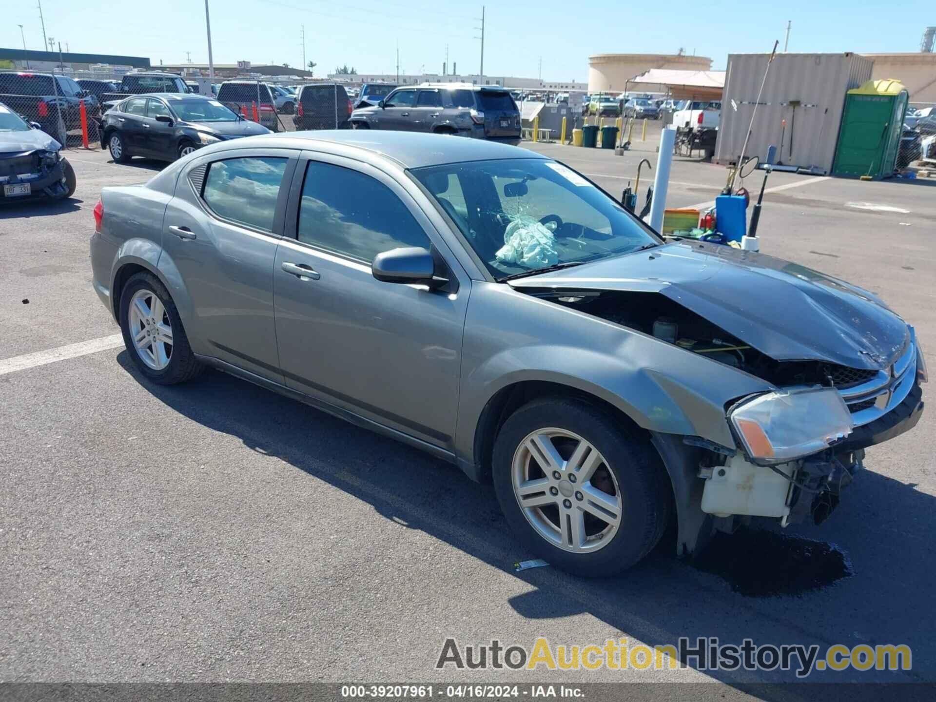 DODGE AVENGER SXT, 1C3CDZCB0CN206532