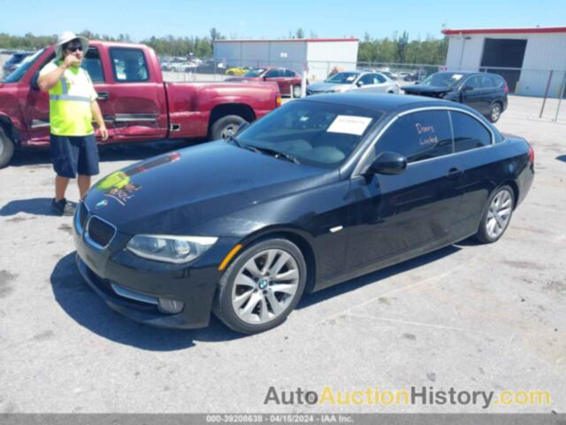 BMW 328I, WBADW3C59CE821627