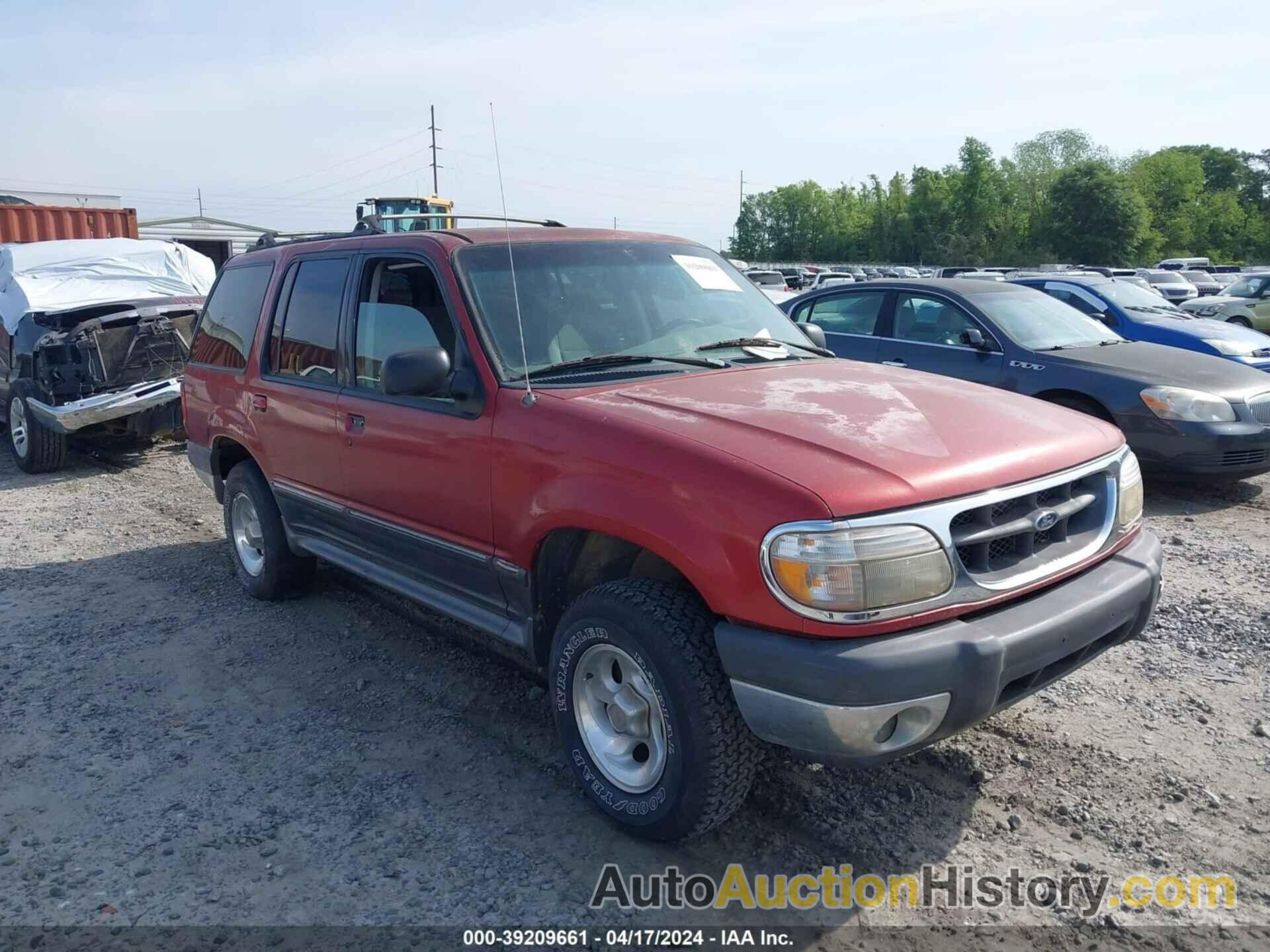 FORD EXPLORER XLT, 1FMZU63X7YUB45673