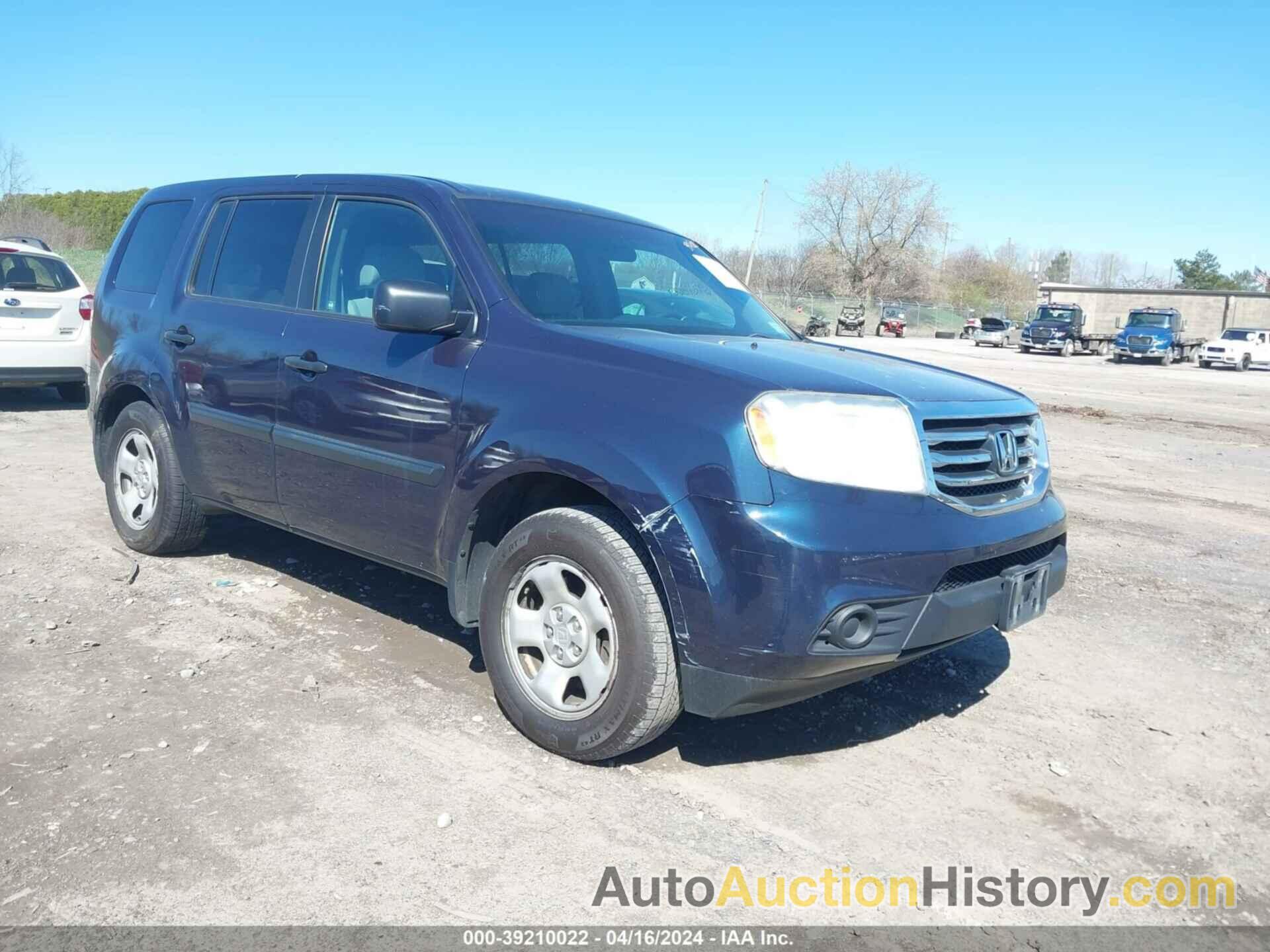 HONDA PILOT LX, 5FNYF4H25CB005733