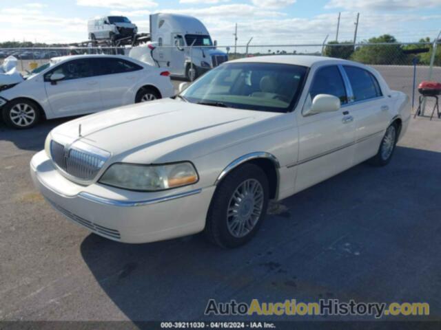 LINCOLN TOWN CAR SIGNATURE LIMITED, 1LNHM82VX7Y604788