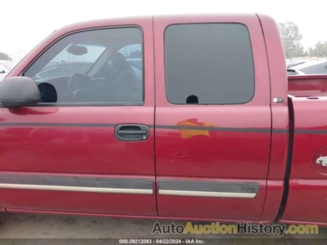 CHEVROLET SILVERADO 1500 LT1, 1GCEC19V26Z226482