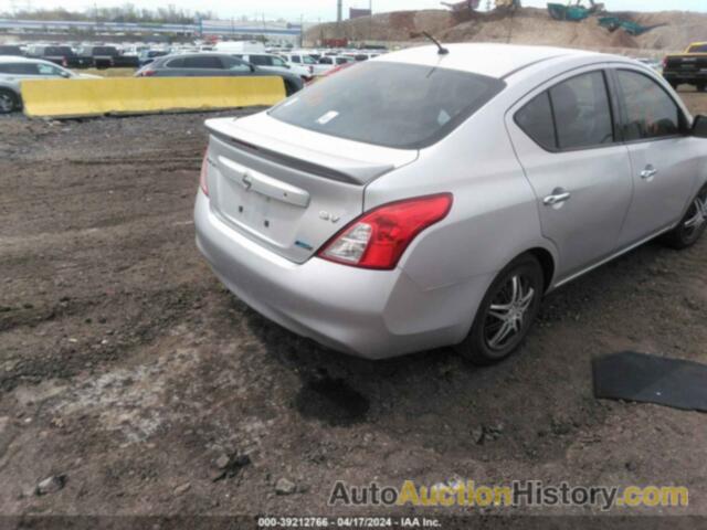 NISSAN VERSA, 