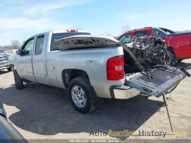 CHEVROLET SILVERADO 1500 LT, 1GCRKSEA1BZ213813