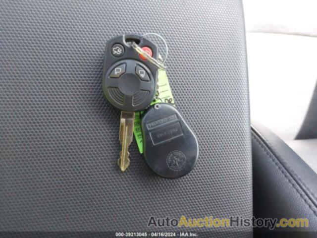 FORD ESCAPE LIMITED, 1FMCU9E78CKB17437