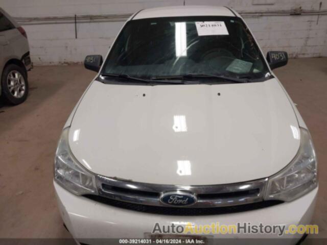 FORD FOCUS SE, 1FAHP3FN4BW180639