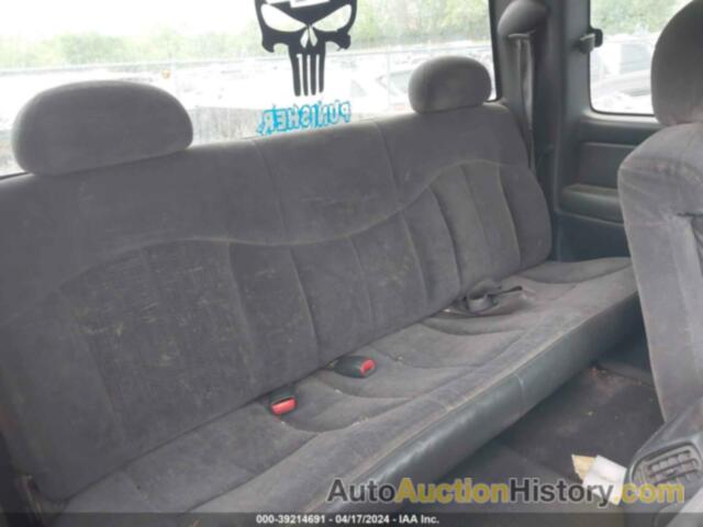 CHEVROLET SILVERADO 1500 LS, 2GCEK19T0Y1227918