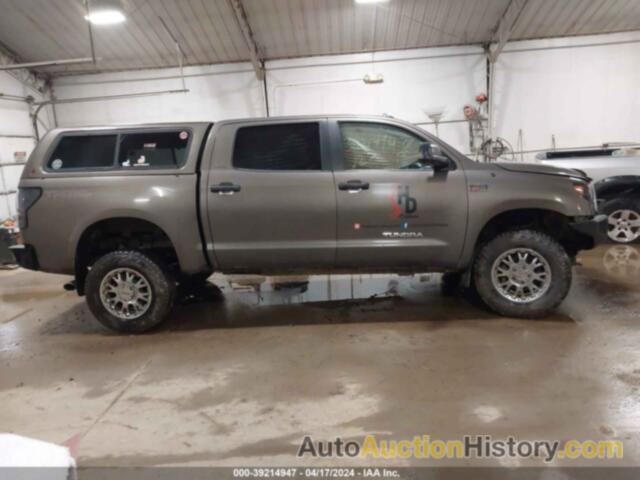 TOYOTA TUNDRA 4WD TRUCK CREWMAX SR5, 5TFDY5F13CX257219