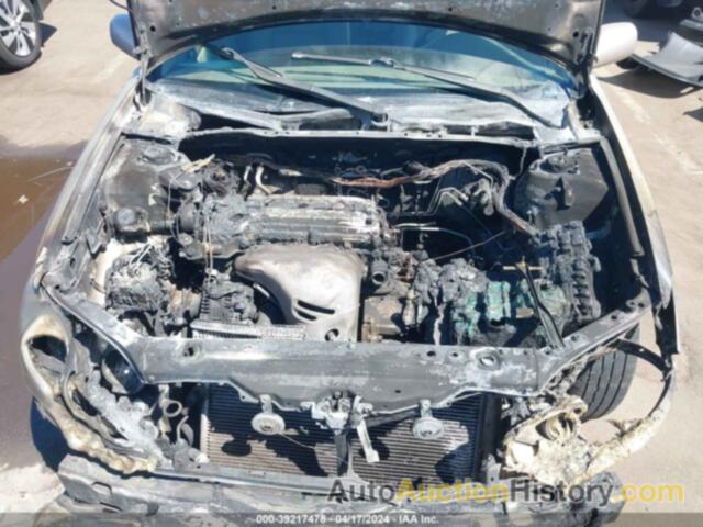 TOYOTA CAMRY LE/XLE/SE, 4T1BE30KX6U672352