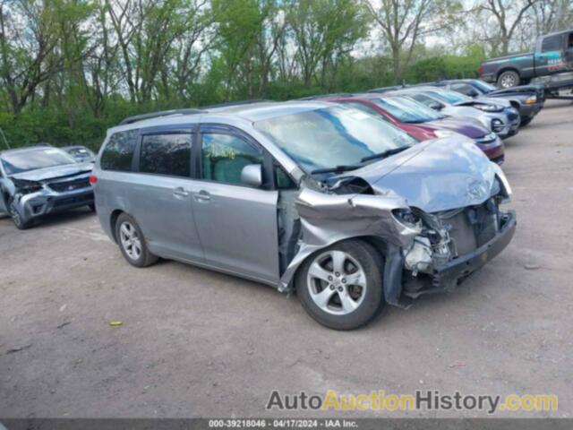 TOYOTA SIENNA LE V6, 5TDKK3DC1BS011405