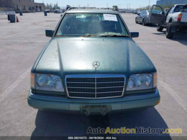 MERCEDES-BENZ E 320, WDBEA92EXRF294371