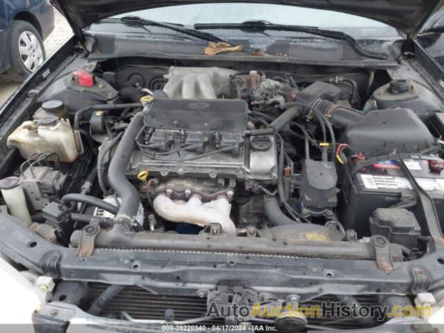 TOYOTA CAMRY XLE V6, 4T1BF28K3YU953486