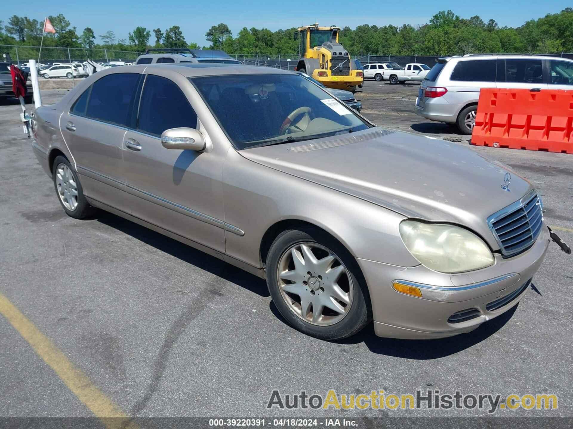 MERCEDES-BENZ S 500, WDBNG75J73A316813