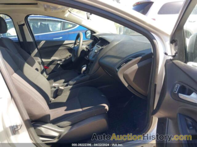 FORD FOCUS SE, 1FADP3K28FL276419