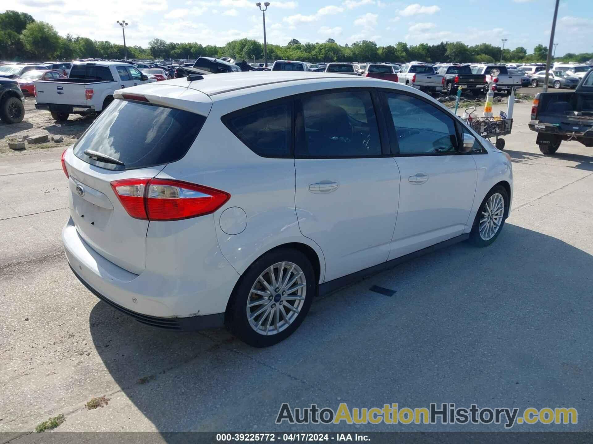 FORD C-MAX HYBRID SE, 1FADP5AU2DL540407