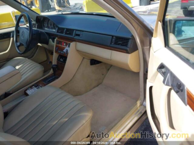 MERCEDES-BENZ 300 D, WDBEB28D9MB406175