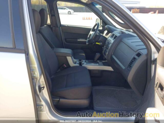 FORD ESCAPE XLT, 1FMCU0D75CKA13503