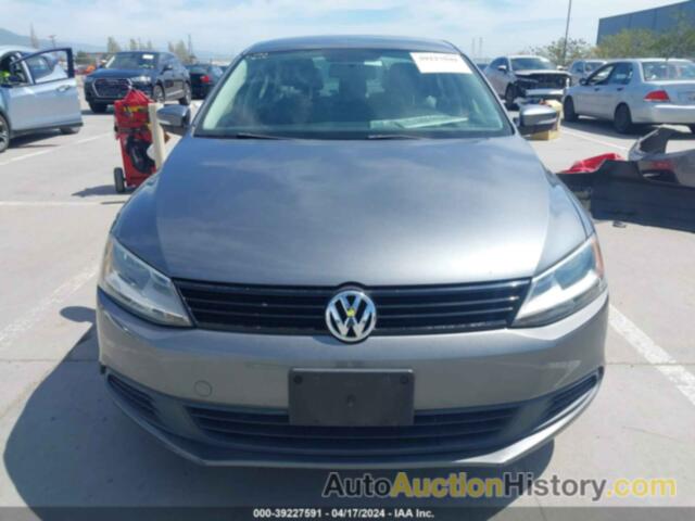 VOLKSWAGEN JETTA 2.5L SE, 3VWDP7AJ6CM300735