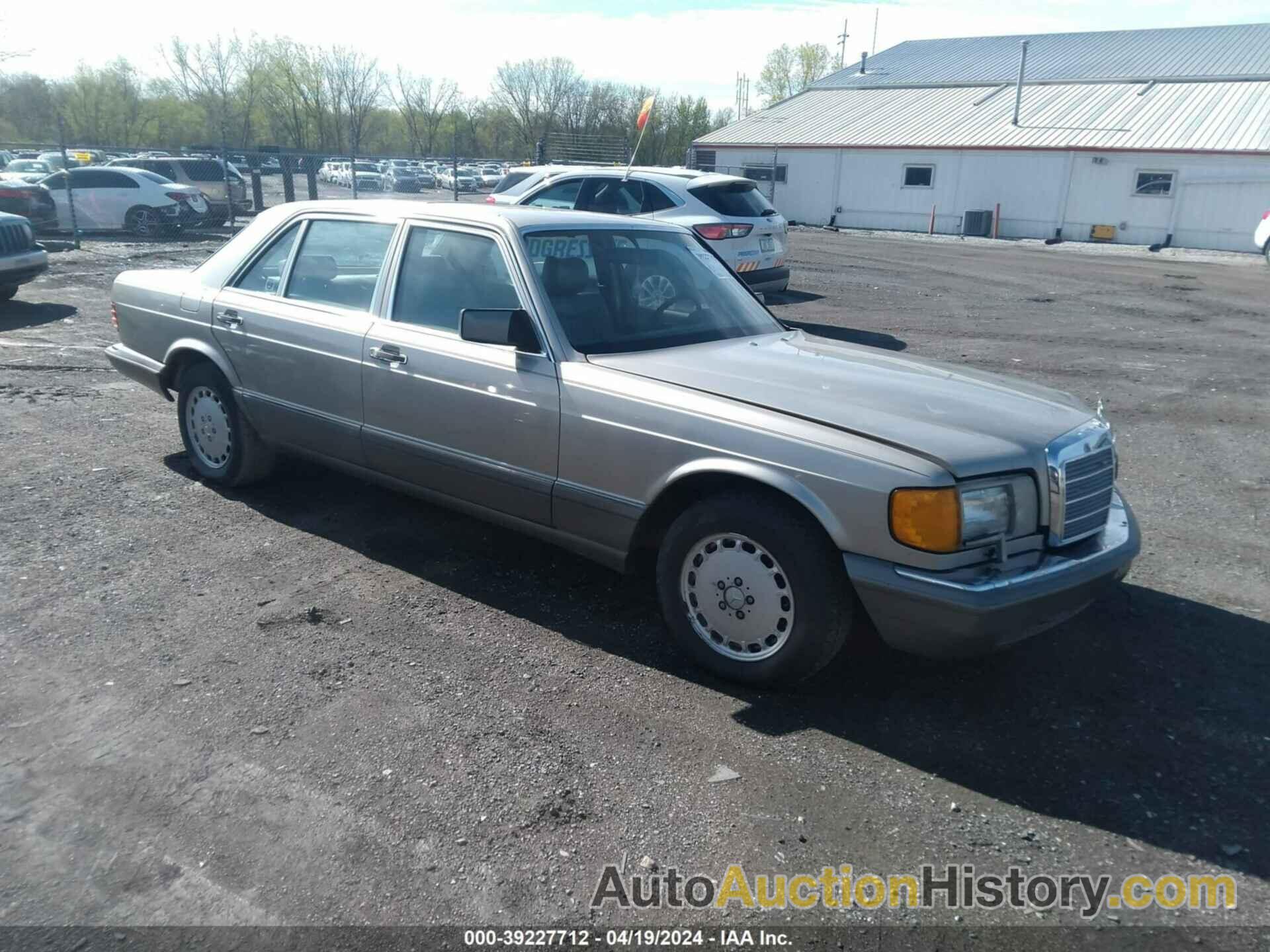 MERCEDES-BENZ 420 SEL, WDBCA35D1HA322707