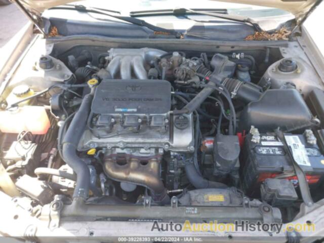 TOYOTA CAMRY LE V6, JT2BF28K3Y0250314